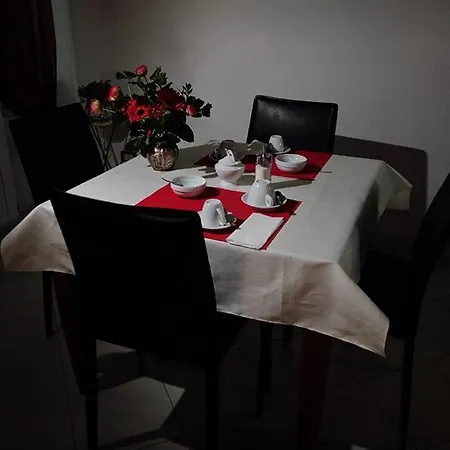 Bed & Breakfast La Tana Di Zio Edo Anguillara Sabazia