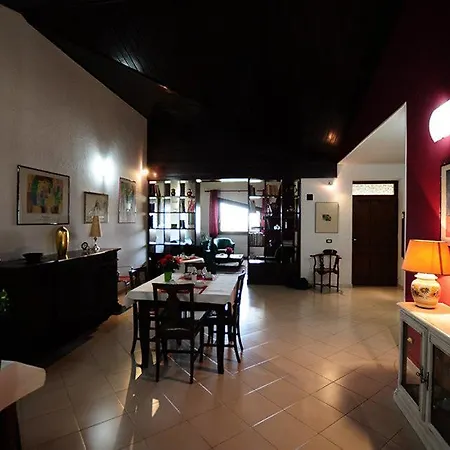 Bed & Breakfast La Tana Di Zio Edo Anguillara Sabazia